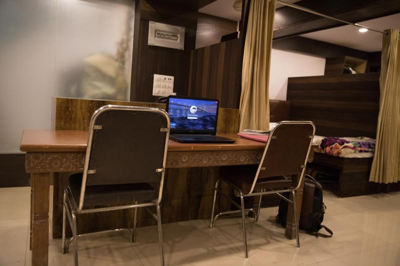 Mumbai Darbar Hotel Exterior photo